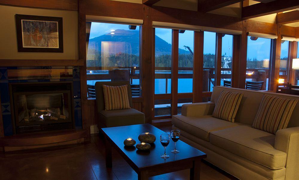 Whiskey Landing Lodge Ucluelet Exterior foto